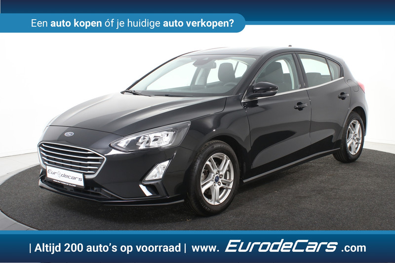 823012479-100