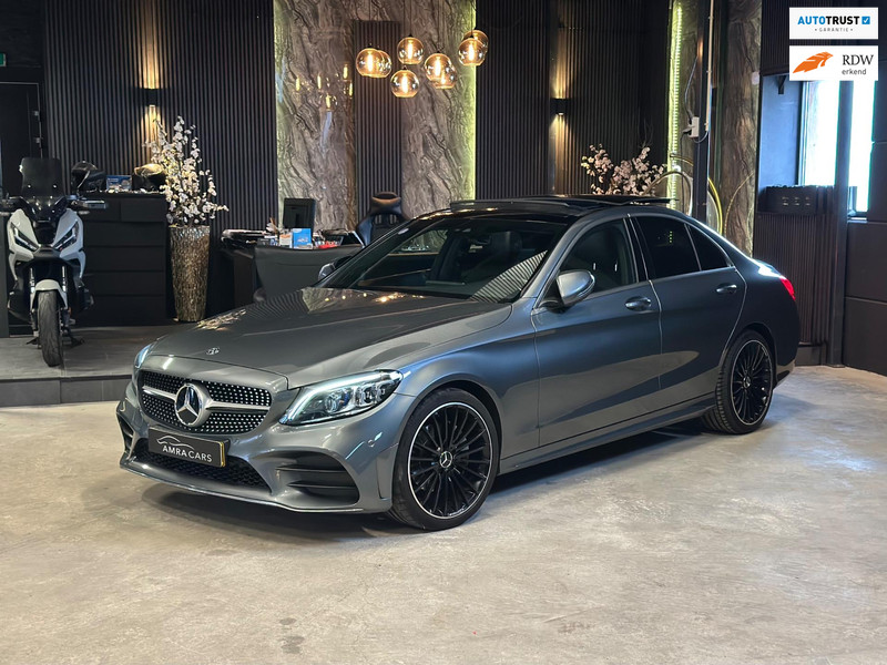 876082843-100
