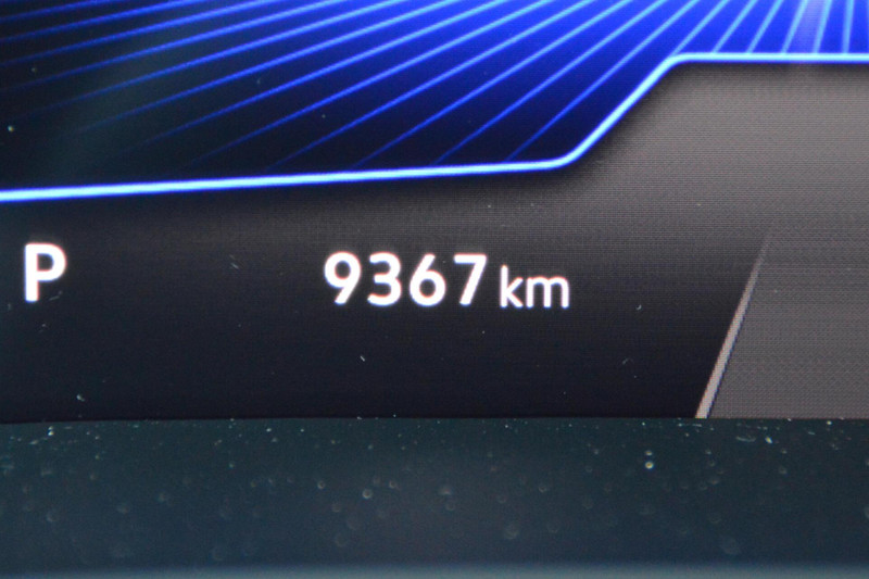 612229214-100-2.jpg