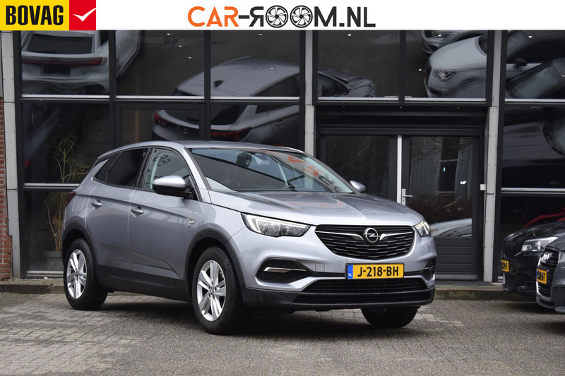 159542611-100