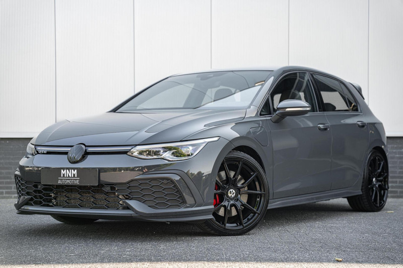 439991568-100