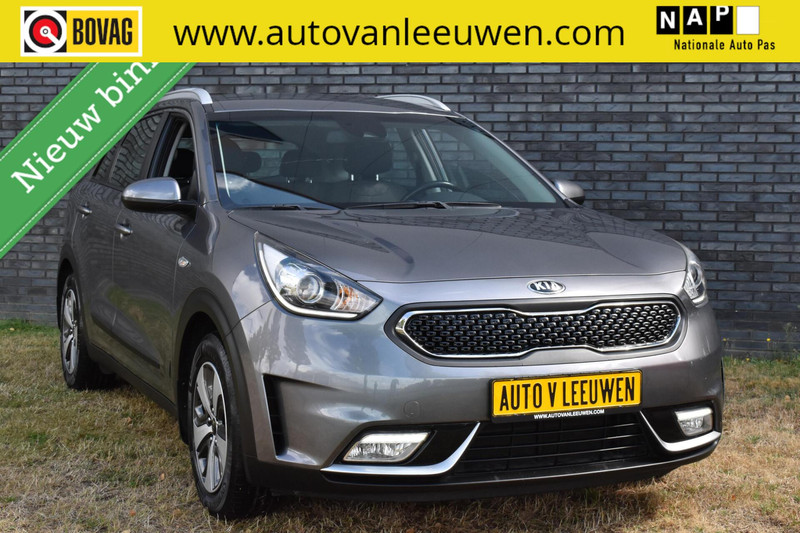 852932688-100