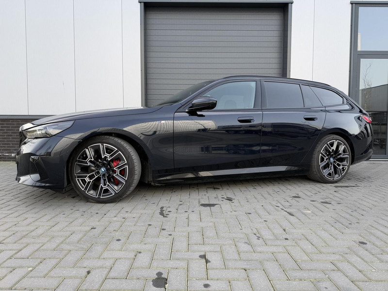 799301860-100-0.jpg