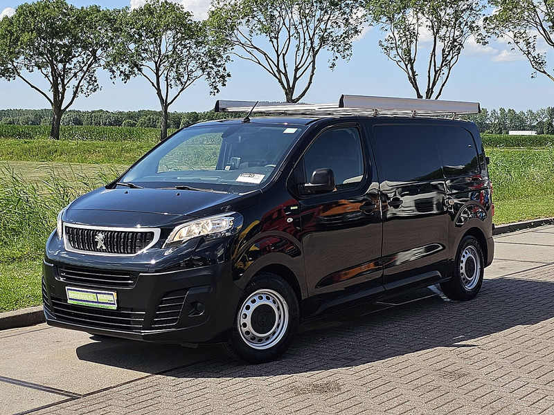 481072079-100