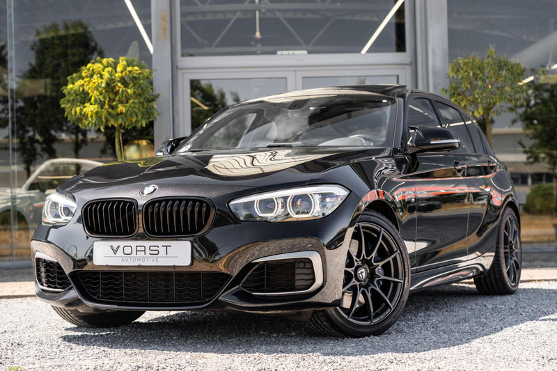 299649823-100