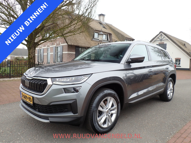 583539248-100