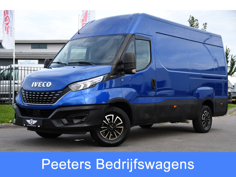 818995608-100