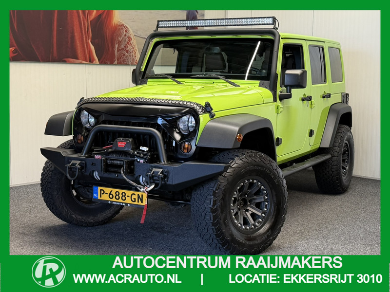 558316813-100