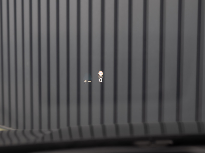 988181736-100-6.jpg
