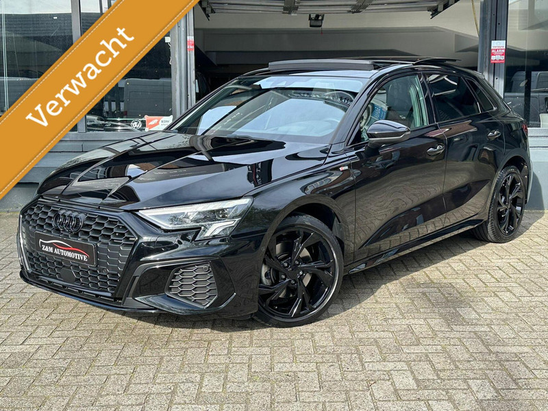 832774734-100